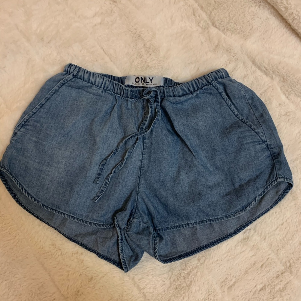 ONLY Soft Denim Shorts - XS